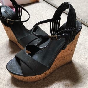 Forever21 Black Wedges💕